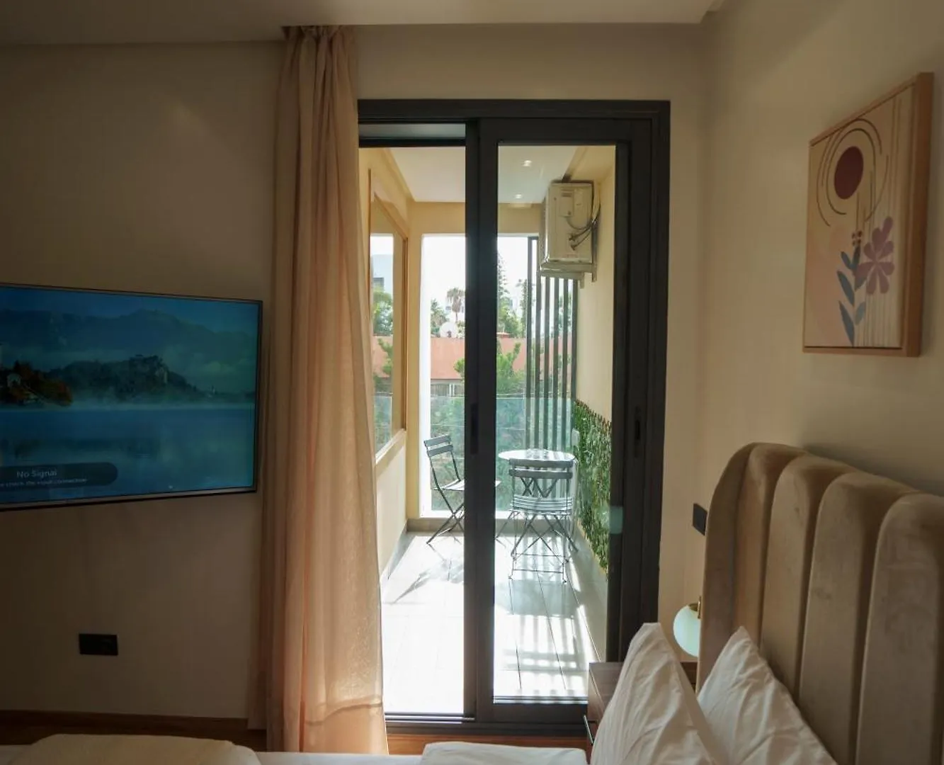 Appartement Emplacement Central Lumineux & Chic Pres De Station Tramway Kfc Et Carrefour Abdelmoumen Et 2 Mars Casablanca