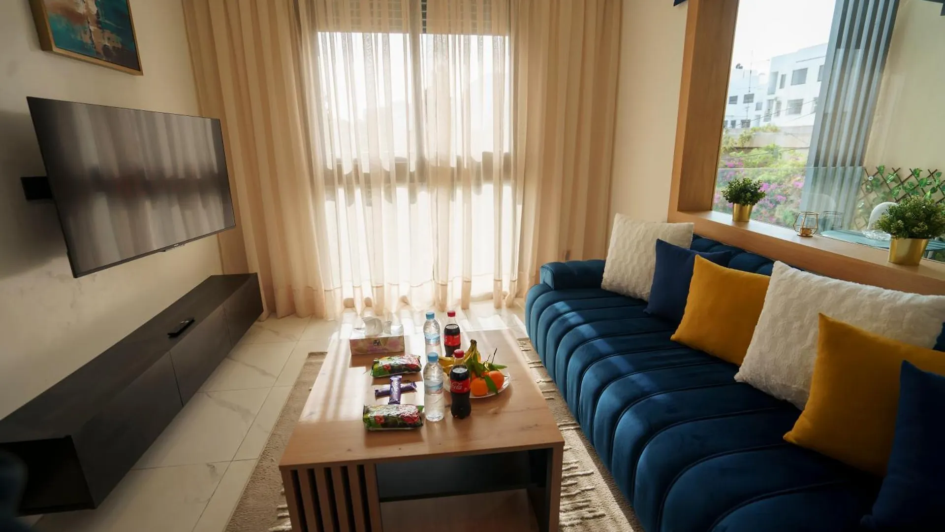 Appartement Emplacement Central Lumineux & Chic Pres De Station Tramway Kfc Et Carrefour Abdelmoumen Et 2 Mars Casablanca