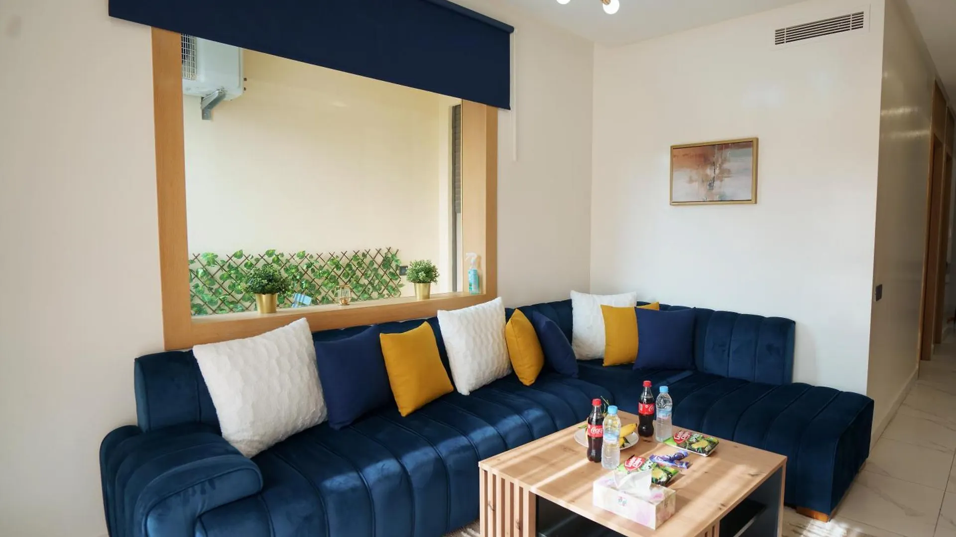 Appartement Emplacement Central Lumineux & Chic Pres De Station Tramway Kfc Et Carrefour Abdelmoumen Et 2 Mars Casablanca