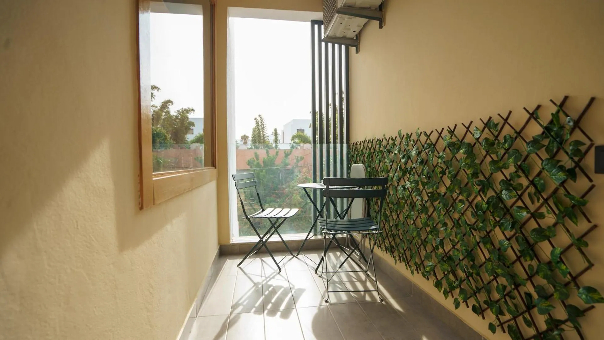 Emplacement Central Lumineux & Chic Pres De Station Tramway Kfc Et Carrefour Abdelmoumen Et 2 Mars Casablanca Appartement